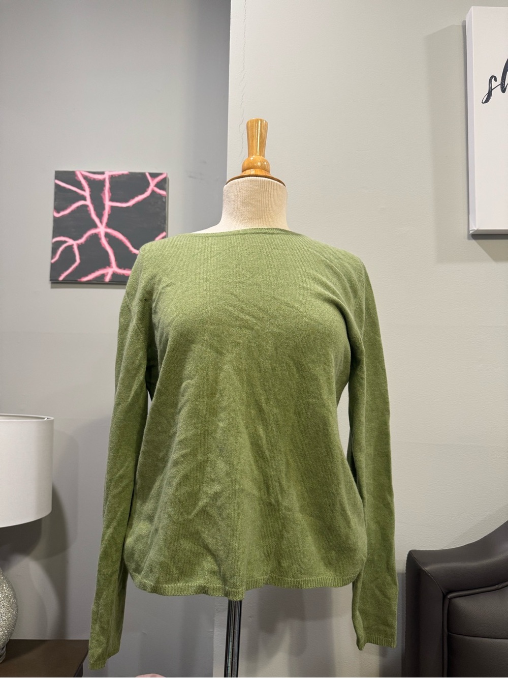 Classic Green Women’s Long-Sleeve Cashmere Top
